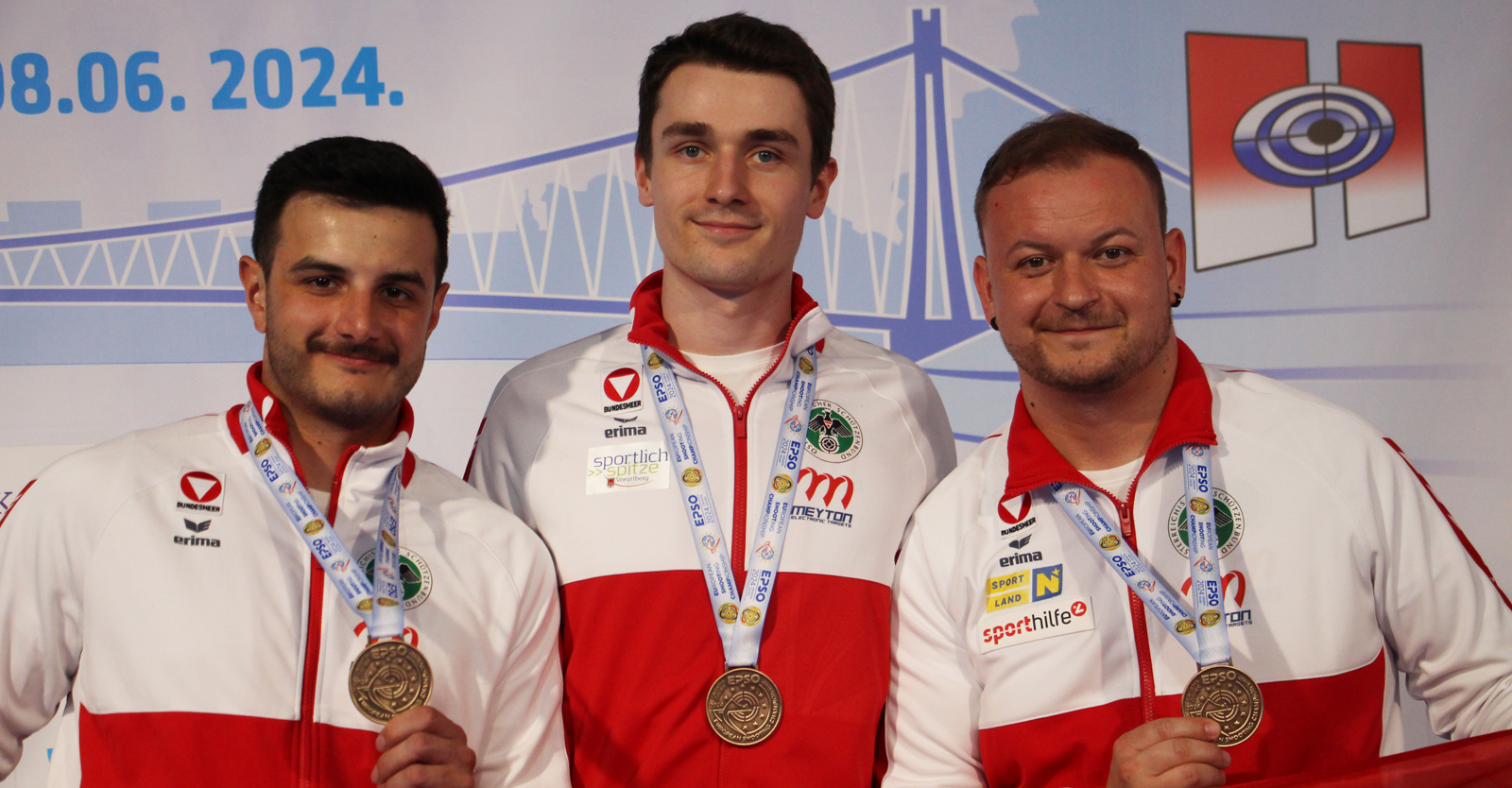 EM-Bronze gab es heute für die amtierenden Weltmeister Thum, Diem und Schmirl v.l.) © Margit Melmer, ÖSB