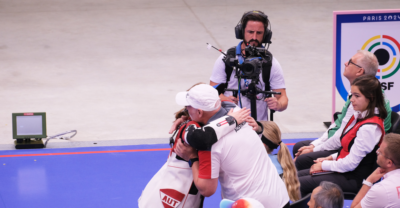 Gratulation von ÖSB-Trainer Hubert Bichler an Nadine Ungerank zu diesem starken Finale © ÖSB