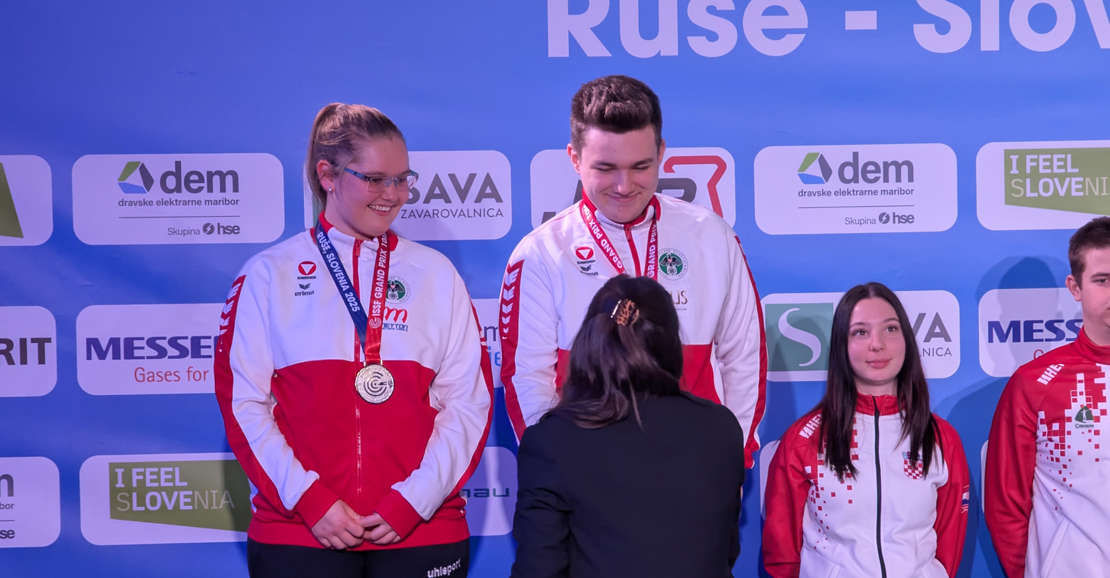 Zoe Zass und Johannes Kuen holen im Mixed Team Silber © Franz Roth, ÖSB