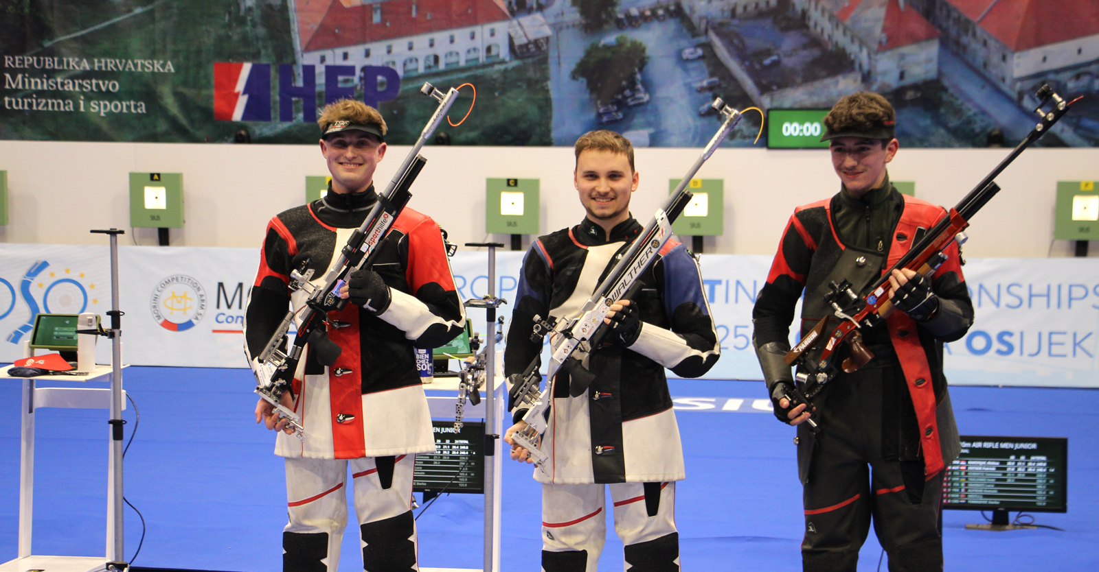 In einem außerordentlich engen Finale behält Entner zum wiederholten Mal die Nerven und holt Silber © Franz Roth, ÖSB